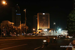 patung selamat datang jakarta