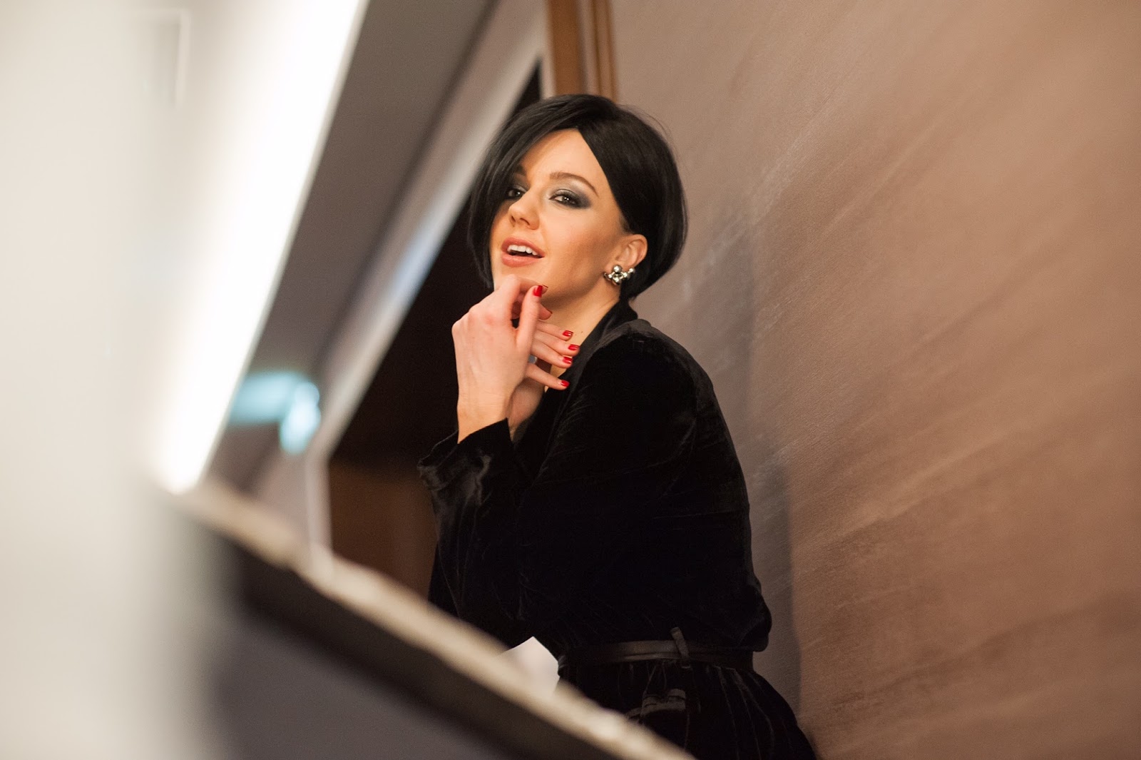 песня просто так юлианна.