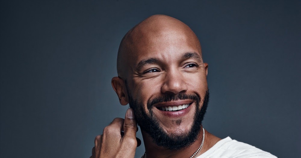 Actor Stephen Bishop talks career, his fans and what's to come with...