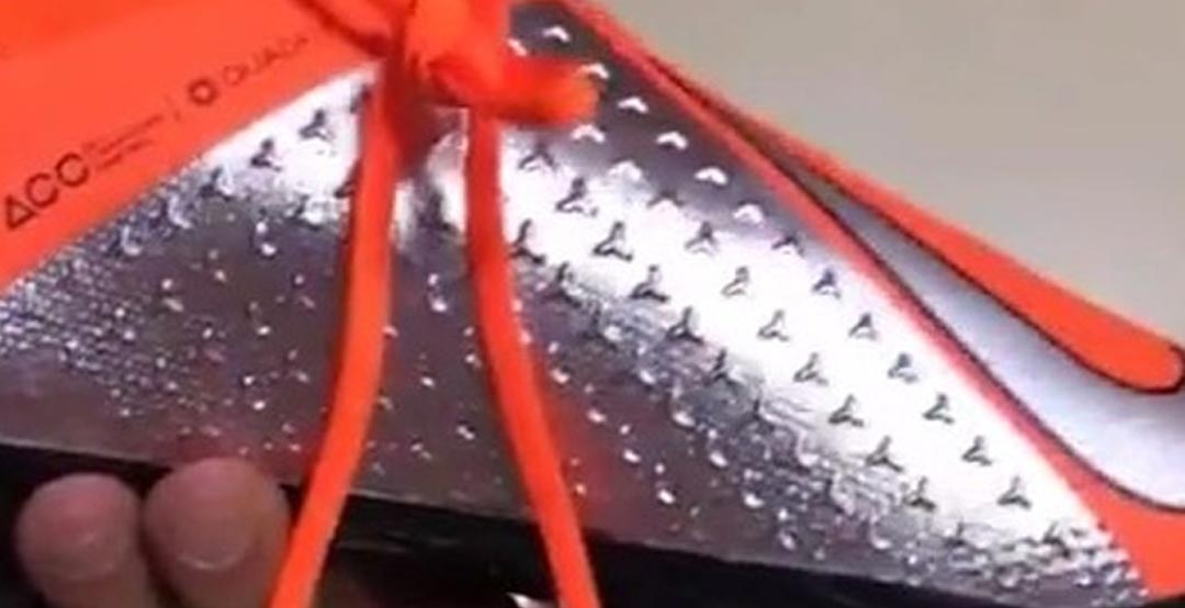 NIKE REACT PHANTOM VSN PRO DF IC INDOOR SOCCER