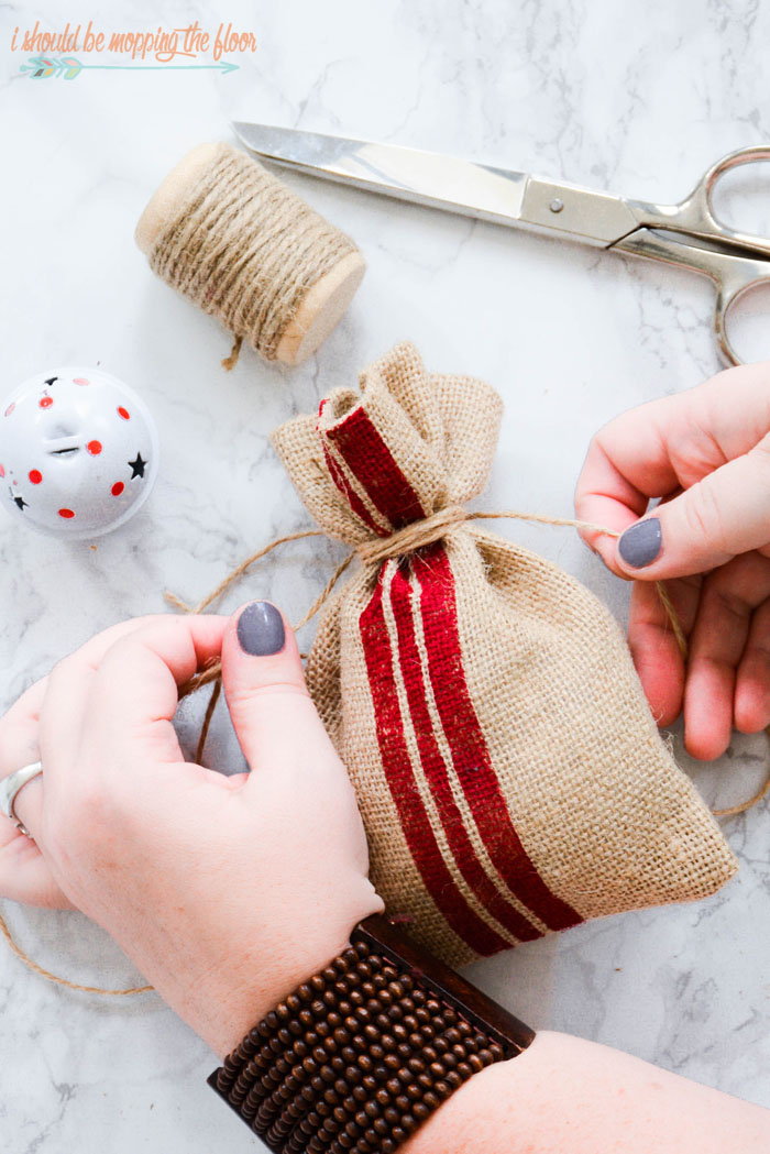 Miniature Grain Sack Bags | This tutorial for how to make Miniature Grain Sack Gift Bags is a fun little craft that anyone can make. It is a simple project with a lot of bang...and it's perfect for the holidays!