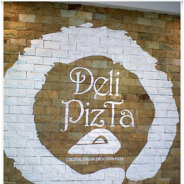 Deli Pizta