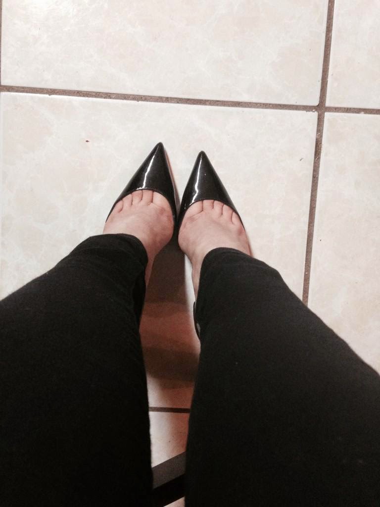 The Toe Cleavage Blog: A is for Answers (and more Twitter pics)