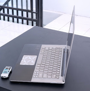 Laptop Acer S3 - Core i3 - 13.3 Inch - Super Slim