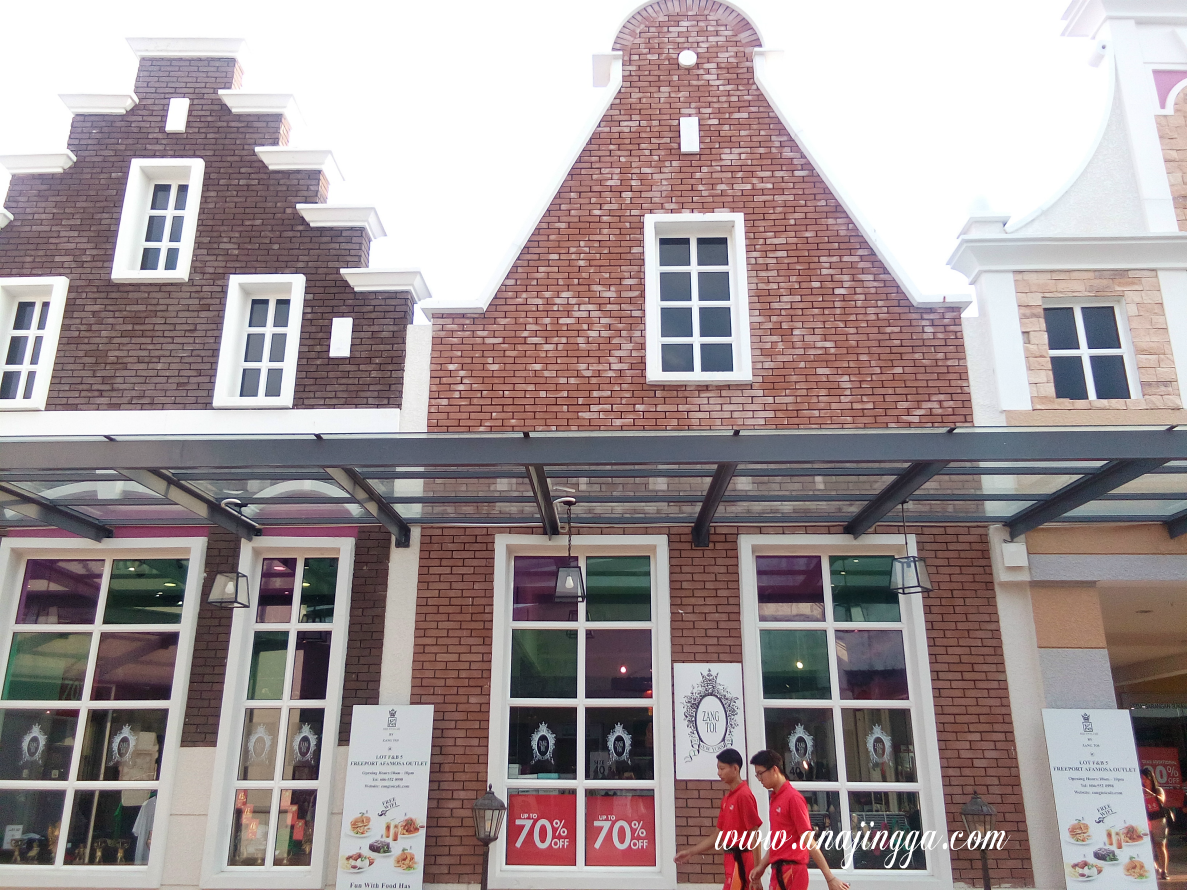 Pertama kali ke Melaka Premium Outlet