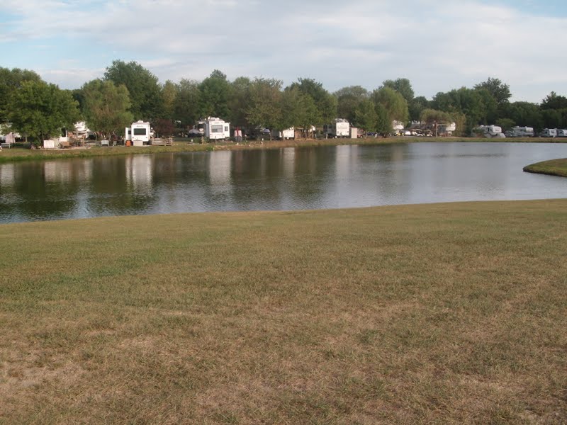 Osage Bluff Quilter Casita road trip to Mark Twain lake