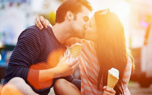 Happy Kiss Day Images for Wallpapers 2020