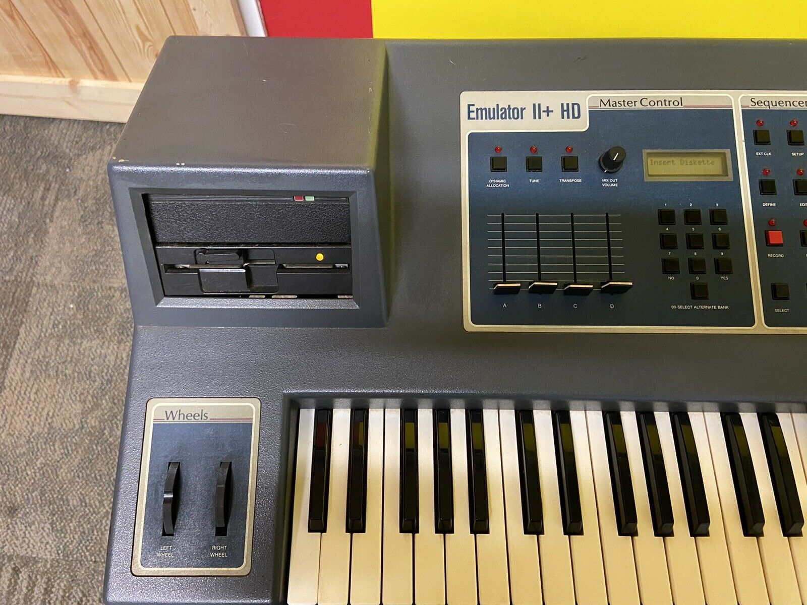 MATRIXSYNTH EMU Systems Emulator II + HD Keyboard Sampler Synthesizer