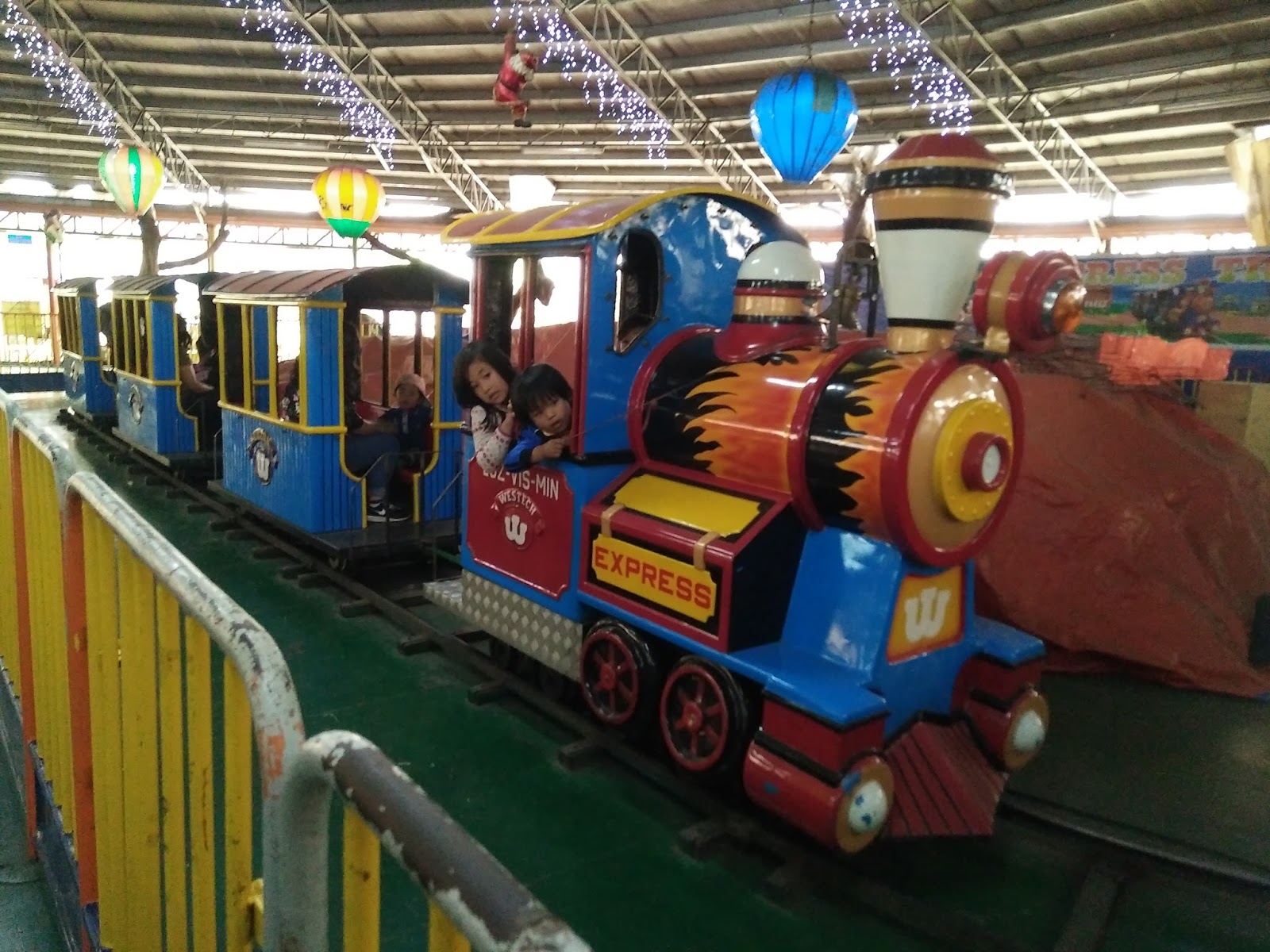 Surviving with Sharon, Alecz, and Athena PARKS OF BAGUIO CITY THE