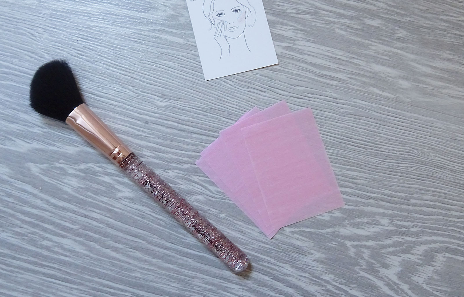 Je teste le blush en papier Mai Couture ! / Sandy's Beauty Diary
