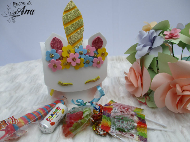 Dulceras de unicornio en goma eva