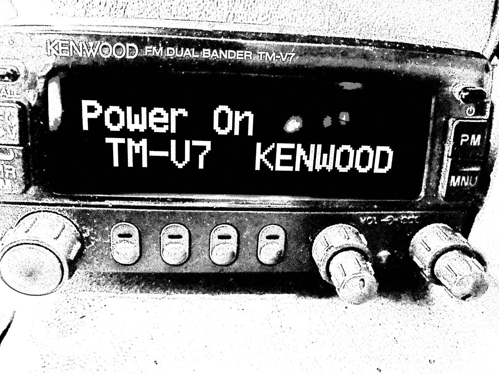 老趴1996 Benz G320 記要: KENWOOD TM-V7 無線電車機維修記