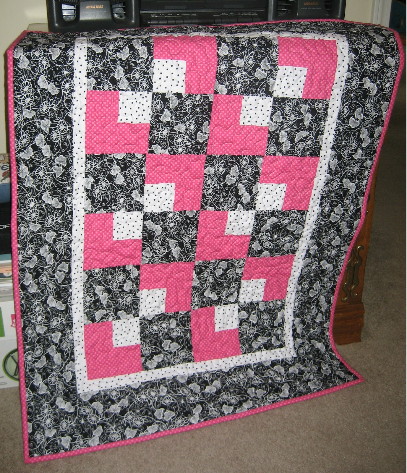 Crafty Creations By Tracie Black and White Baby Quilt
