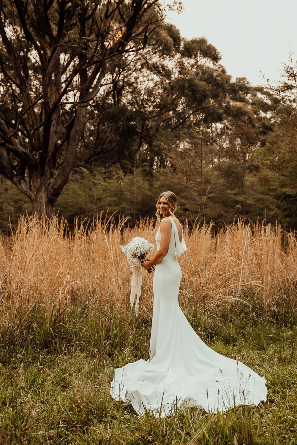 kendell tyne photography stables of somersby bridal gown floral design venue styling