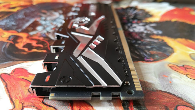 hexmojo-apacer-panther-ddr4-single-channel-review-4.jpg (640×361)