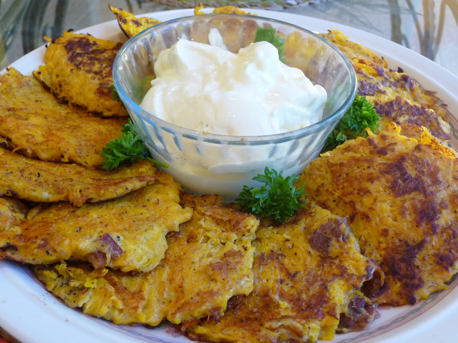 SPLENDID LOWCARBING BY JENNIFER ELOFF BACON CHEDDAR SQUASH CAKES