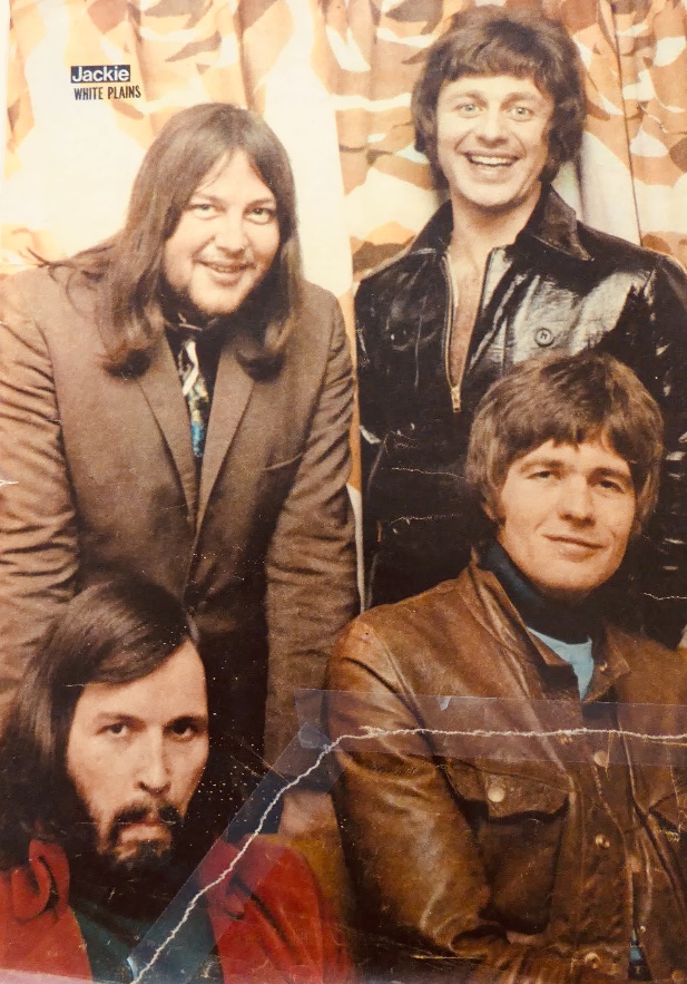 Sheet Music, Programmes, Magazine Posters, etc. (19701974)