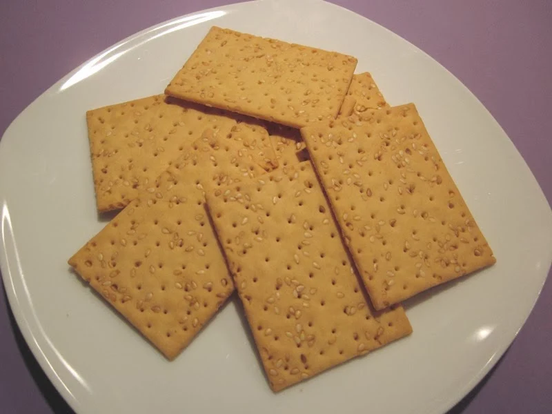 Crackers aux graines de sésame sans gluten