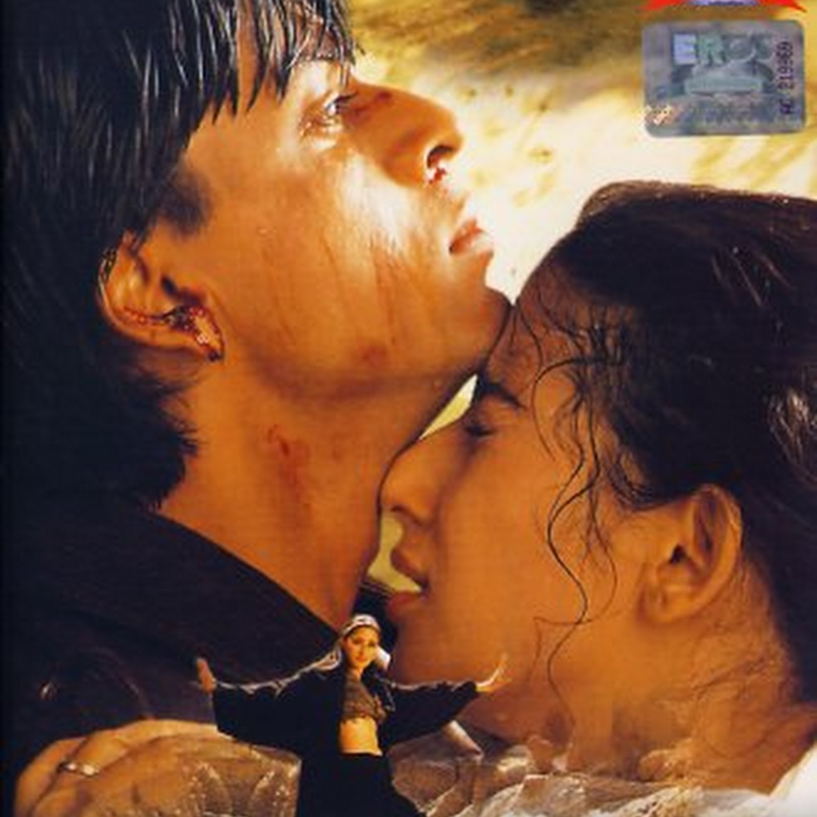 Shahrukh Khan in Chhaiya Chhaiya from Dil Se (1998)
