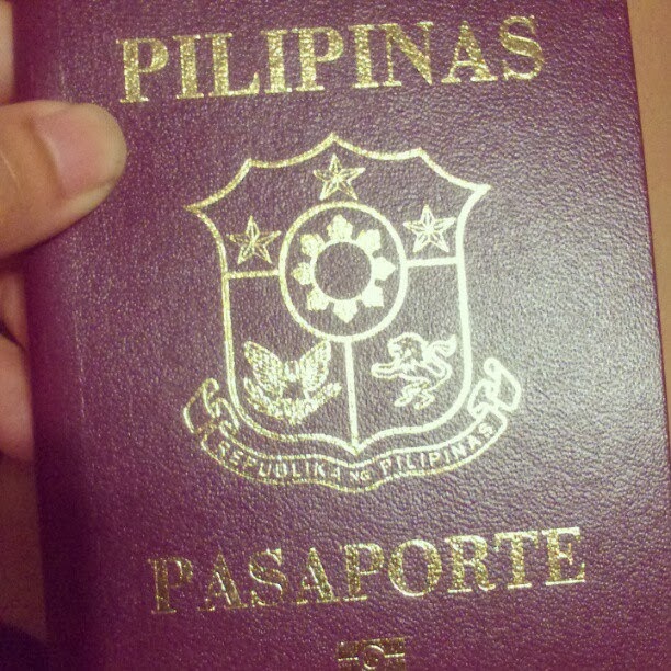 Old PHP Passports will be phased out by 2015 DIARYhea ni Shobe