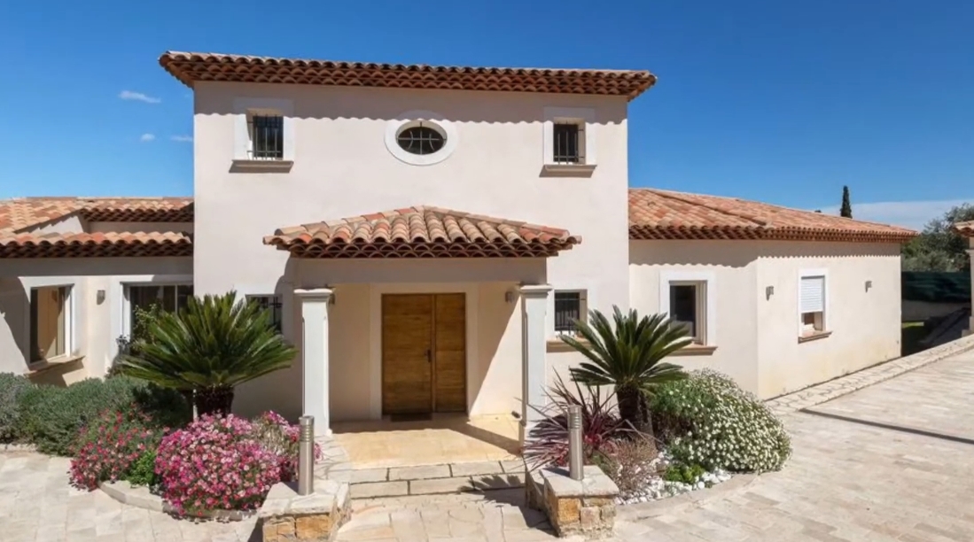9 Interior Design Photos vs. Valbonne, France Luxury Villa Tour