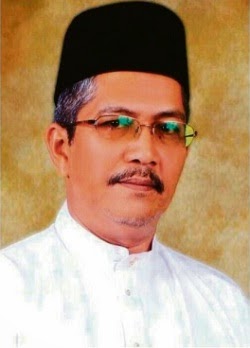 Datuk Muhammad Mustaffa Idrus - Dulu mufti disegani, kini bergelar