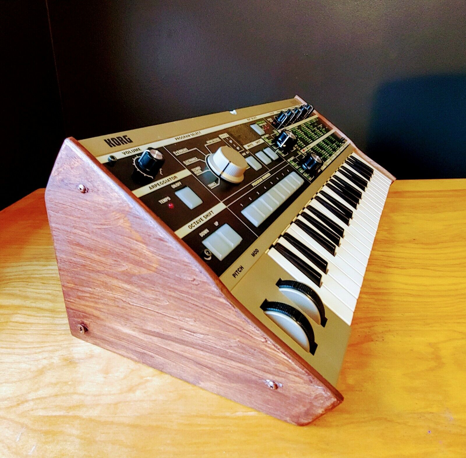 MATRIXSYNTH: Korg MicroKORG Synthesizer/Vocoder in Custom Side Panel Stand