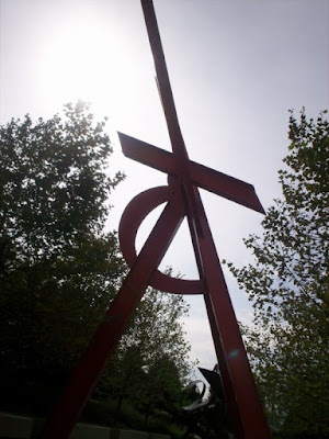 Mark di Suvero Sculpture at Chicago's Millennium Park