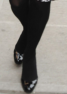Celebrity Legs and Feet in Tights: 08/07/16