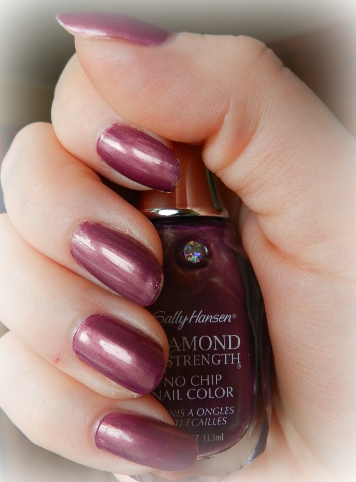 Unfade what fades Sally Hansen Diamond Strength nail polish in Royal