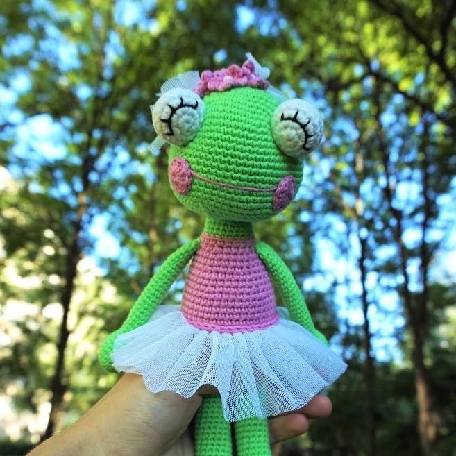 amigurumi-patterns-catalog-ballerina-frog-amigurumi-pattern