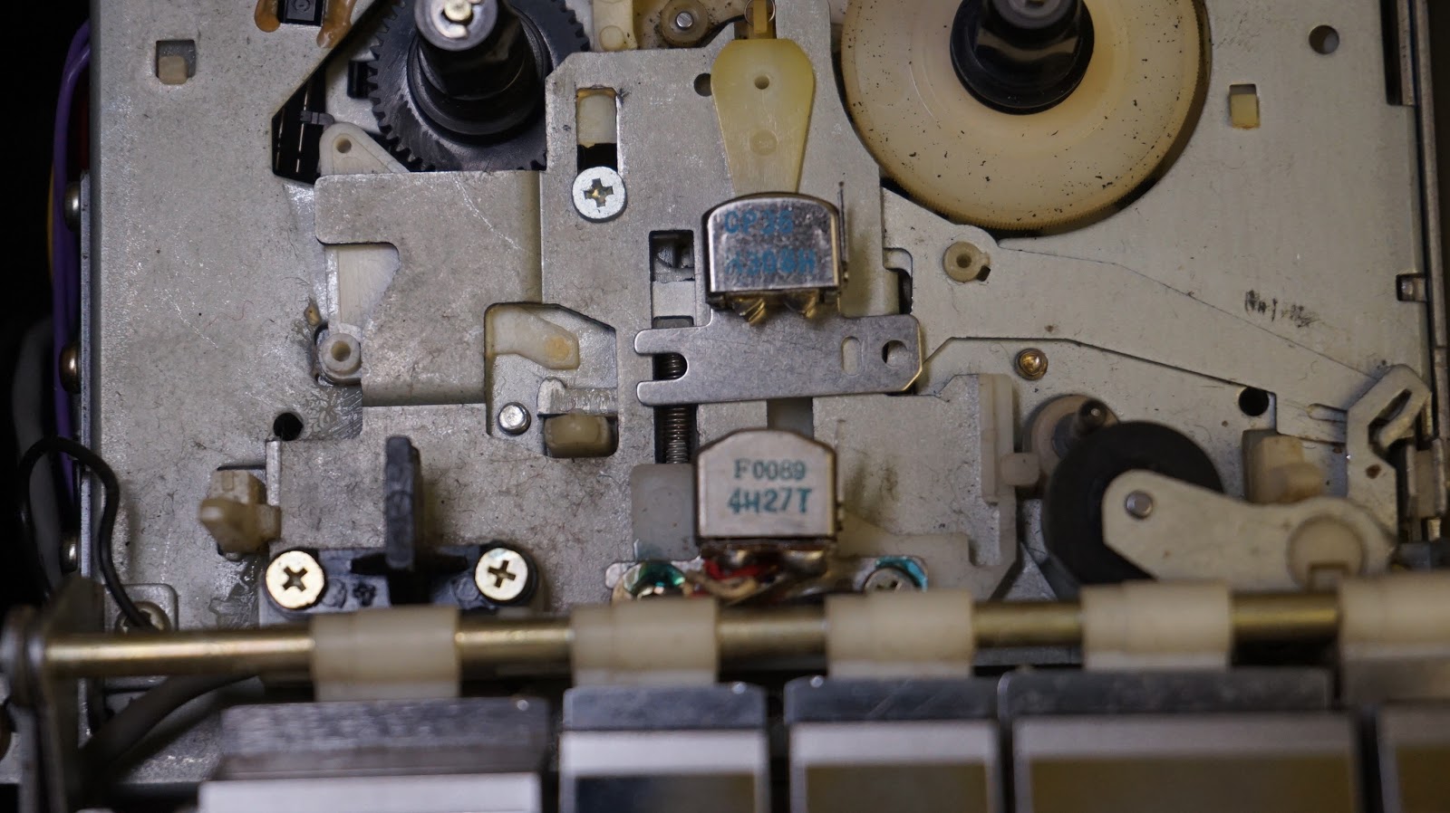 МАГНИТОЛиЯ - бумбоксы, магнитофоны и магнитолы!: Sharp GF-800. Две ...