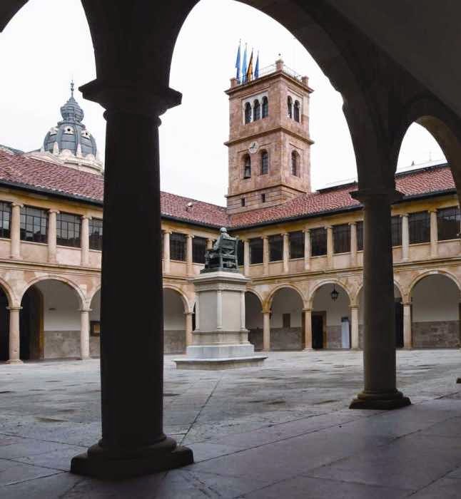 El Blog de Acebedo La facultad de derecho de Oviedo, más de cuatro siglos de conocimiento El Blog de Acebedo La facultad de derecho de Oviedo, más de cuatro siglos de conocimiento