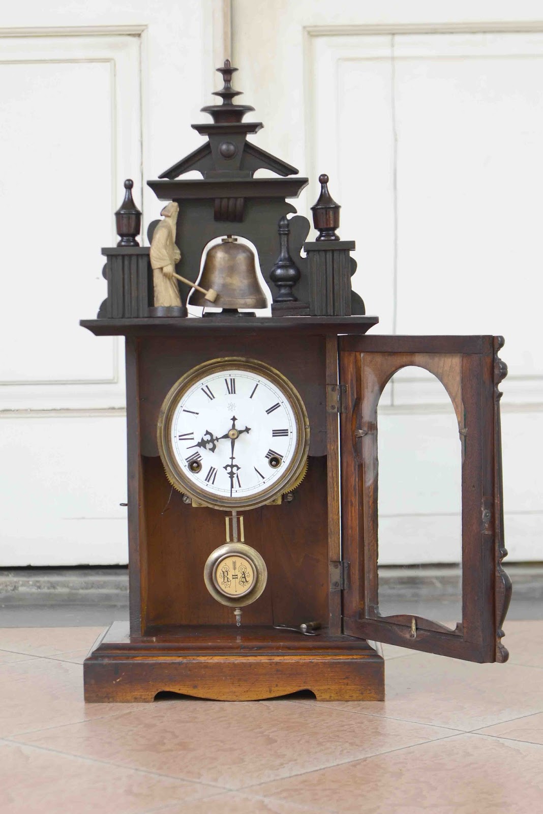 Old Vintage Gallery Junghans Mantle Clock with Bell Circa Early 1900