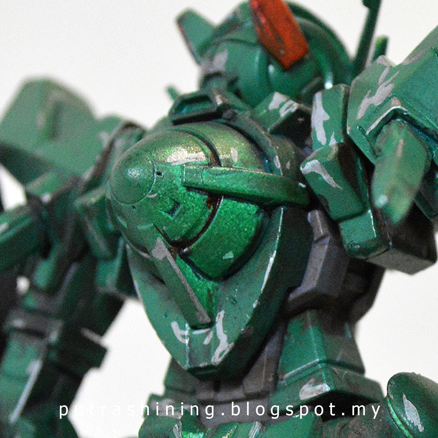 Simple Gunpla Weathering Tutorial by Putra Shining