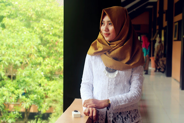 6 Tips Berjilbab Saat Pergi Ke Pesta 6 Tips Berjilbab Saat Pergi Ke Pesta