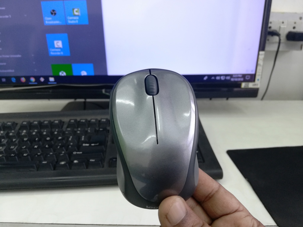 Learn New Things Logitech M235 Wireless Mouse Price, Specification
