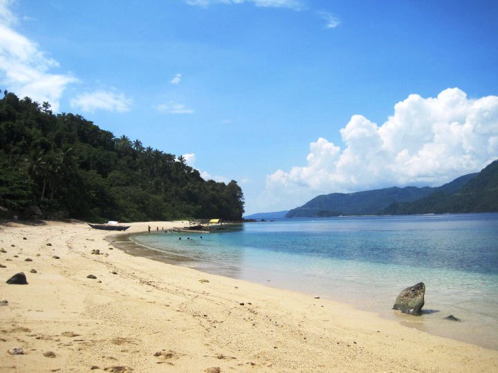 Islands in the Philippines: Atulayan Island, Sagñay, Camarines Sur