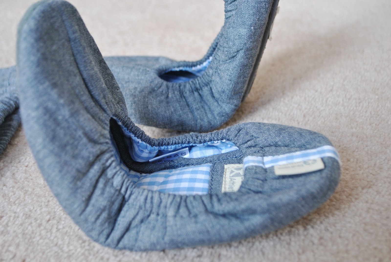 foldable slippers for travel