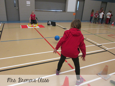 TONS of fun Canada themed activities to celebrate Canada! These hands on activities were done during a Canada unit with Grade One, Grade Two, and Grade Three. #Canada #gradeone #1stgrade #2ndgrade #3rdgrade #gradethree #gradetwo #canadaunit #socialstudies #allaboutcanada