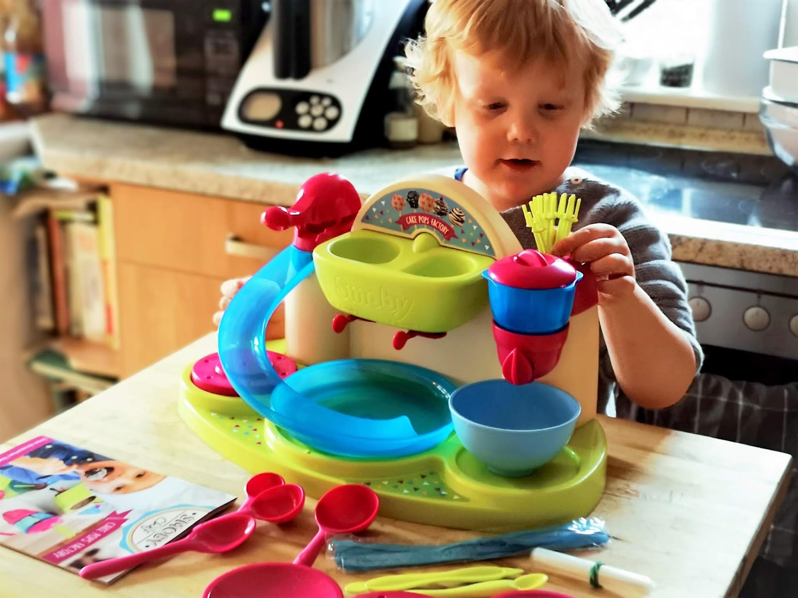 Echte Cake Pops mit der Cake PopFactory von Smoby selbermachen