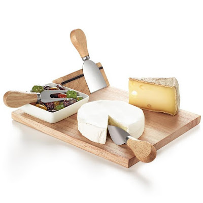 Free Avon Cheese Board with Purchase