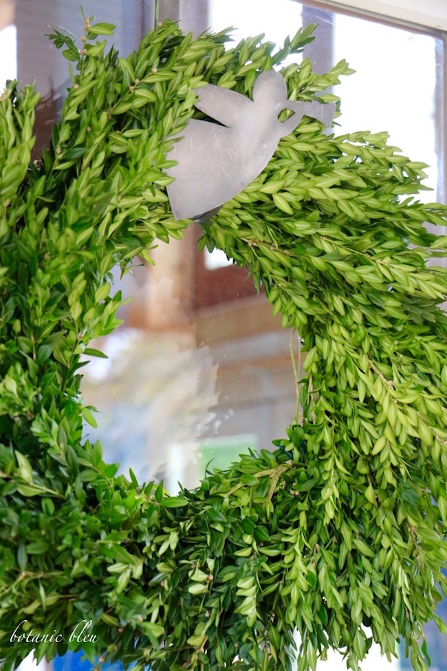 Botanic Bleu Botanical Christmas Decor