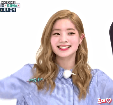 [주간아이돌] 오늘자 트와이스 움짤 Part.2 개인(나연,다현,지효,채영).gif - 인스티즈(instiz) 이슈 카테고리