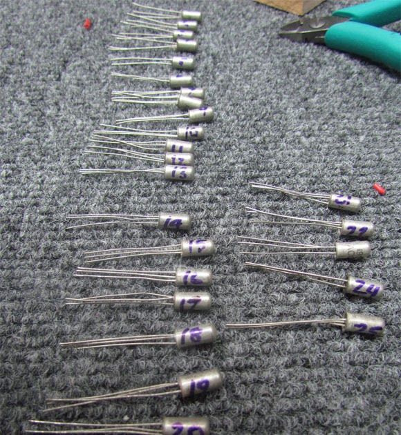 Testing AC128 Transistors For Leakage and Gain Crawls ... gretsch amp schematic 