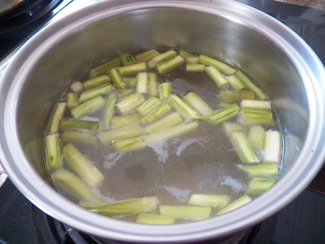 Asparagus and More Soup for #SoupSaturdaySwappers