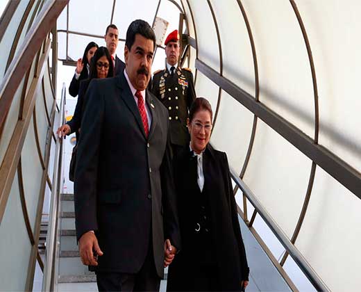 ¡SALIÓ HUYENDO! Maduro se fue a San Vicente y las Granadinas tras “ataque” en Bolívar