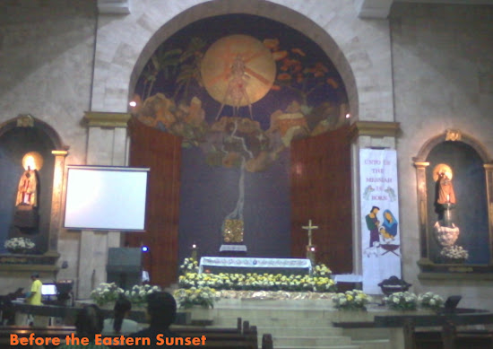 Altar of Santa Cruz Church