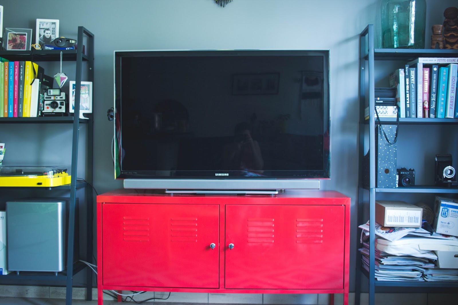 Sugar and Dinosaurs DIY relooker un meuble TV en métal