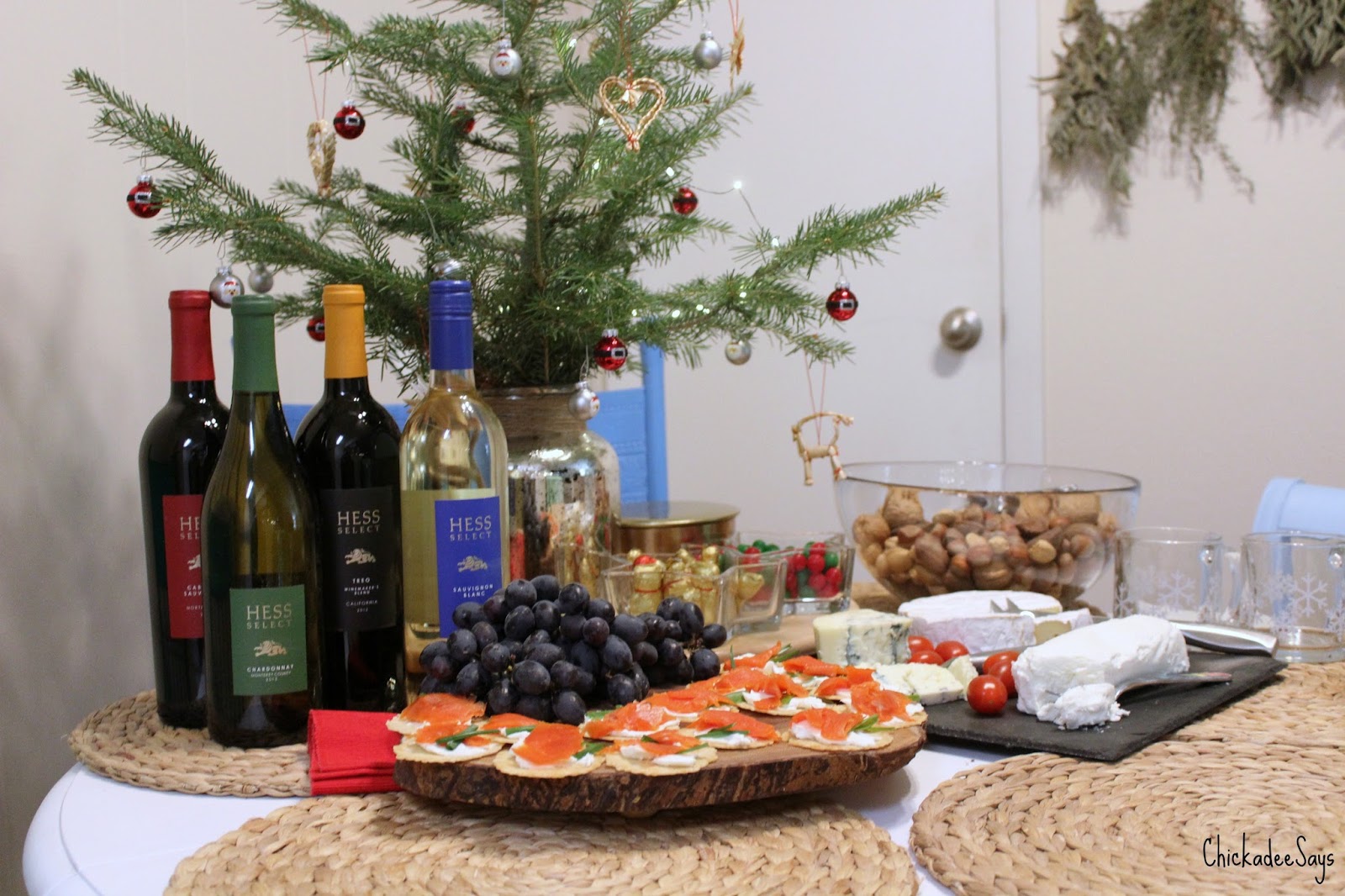10 Tips for Hosting Holiday Parties - Space Shop Self Storage